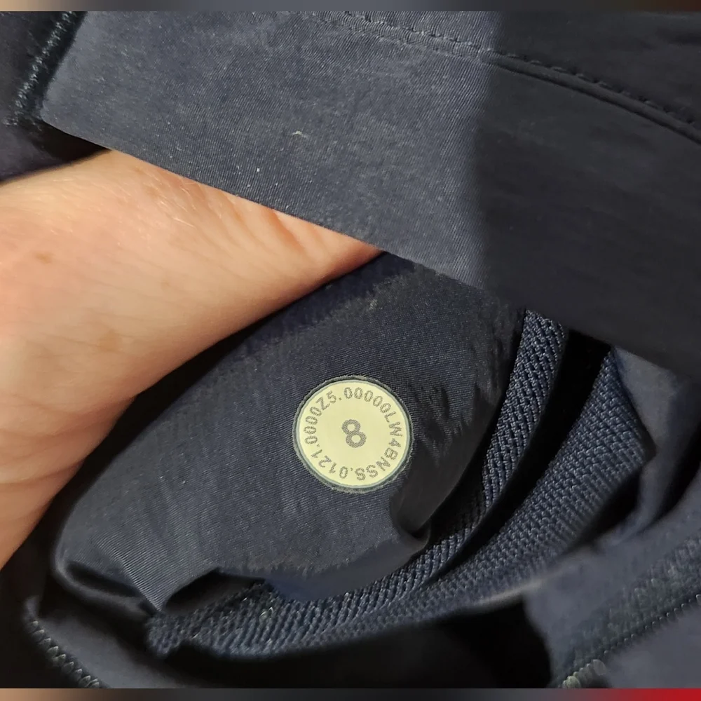 Lululemon Evergreen Anorak Jacket True Navy And Black Womens Size 8 - Picture 9 of 9